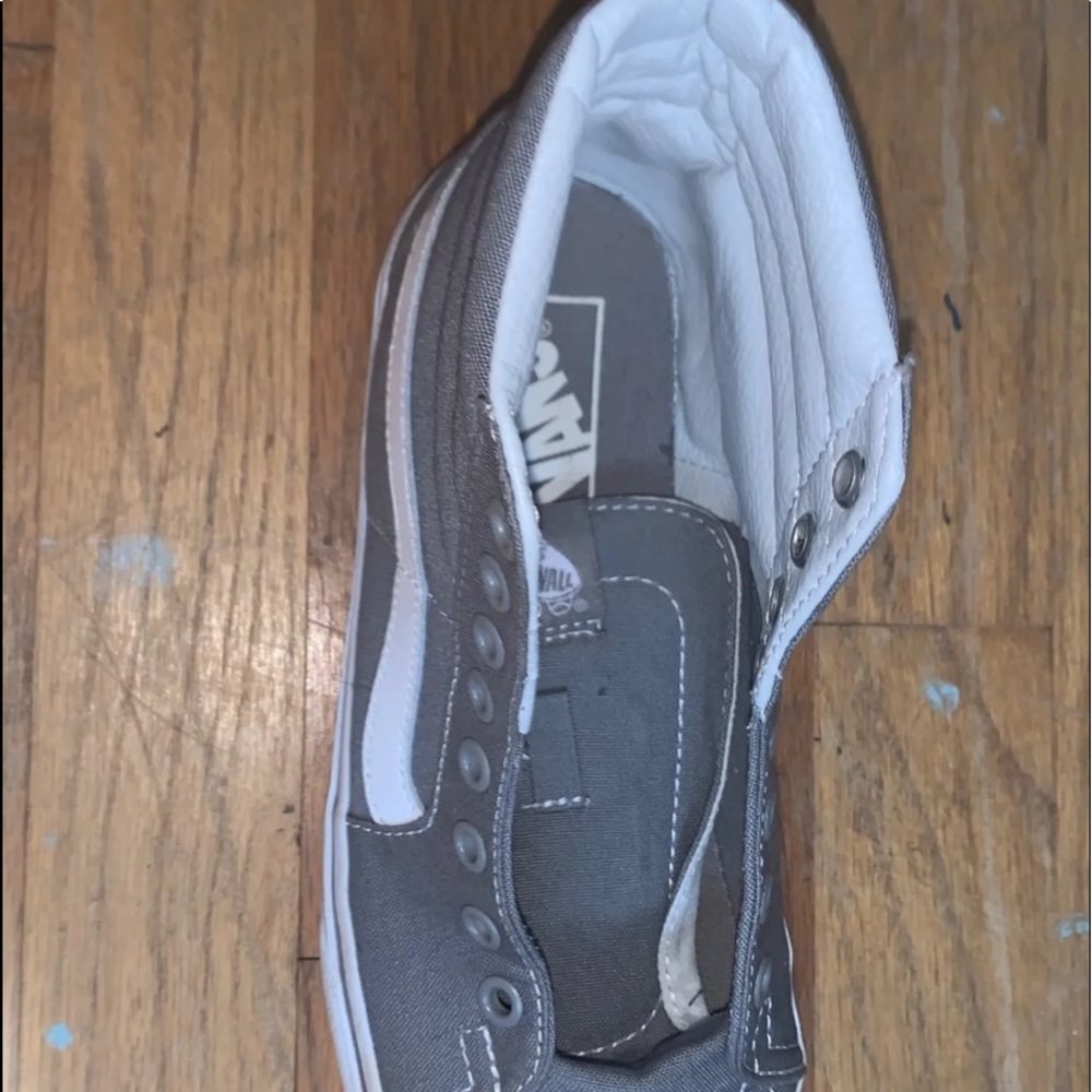 VANS - Picture 5 of 5